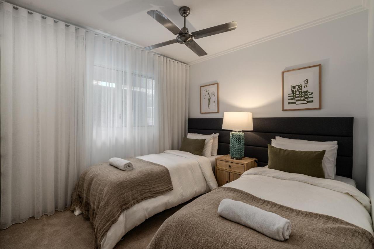 Rolling Surf Resort Caloundra Exterior photo