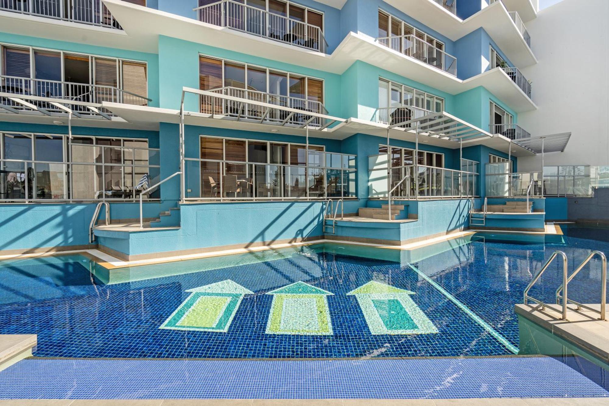 Rolling Surf Resort Caloundra Exterior photo