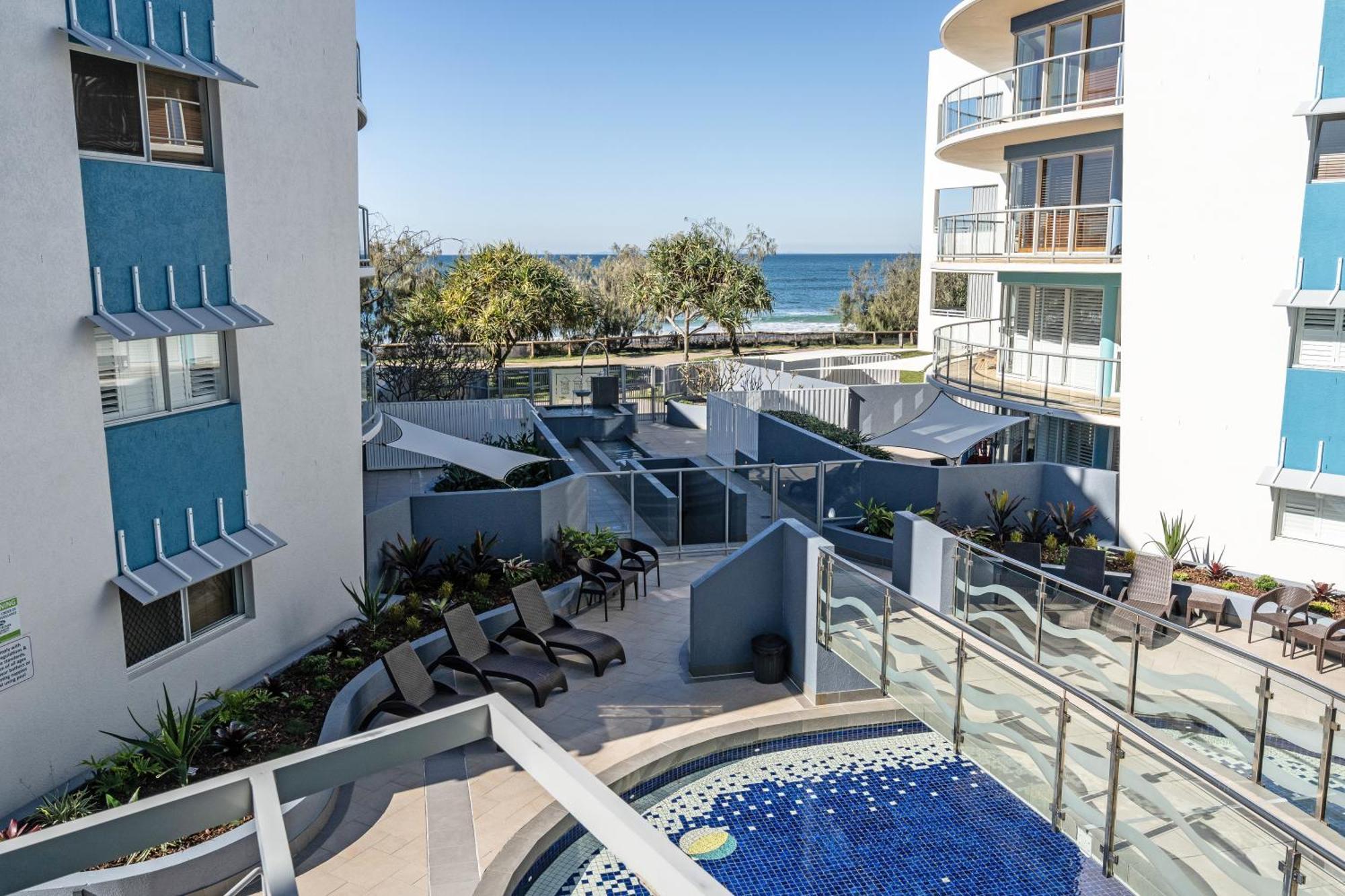 Rolling Surf Resort Caloundra Room photo